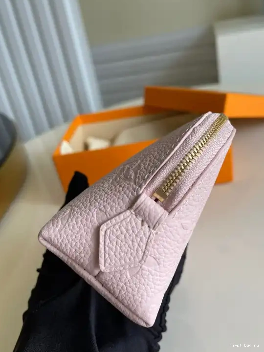 First bag ru LOUIS COSMETIC VUITTON POUCH 0522